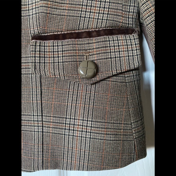 🦋KENAR PLAID ELBOW PATCH SHORT SUIT BLAZER 🦋 - Picture 4 of 9